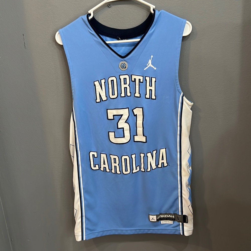 North Carolina Tar Heels John Henson Jersey Size Small
